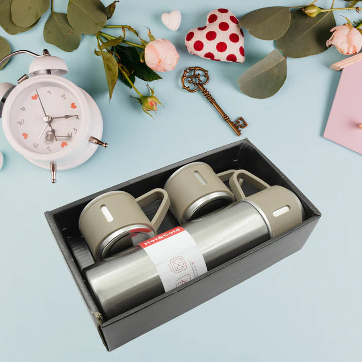 Stainless Steel Vacuum Flask Set with 3 Steel Cups